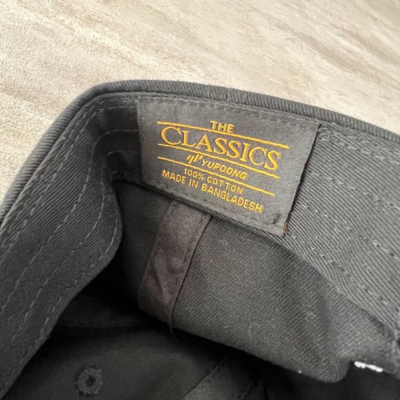 We Rate Dogs adjustable hat 100% cotton black and white - Picture 2 of 7